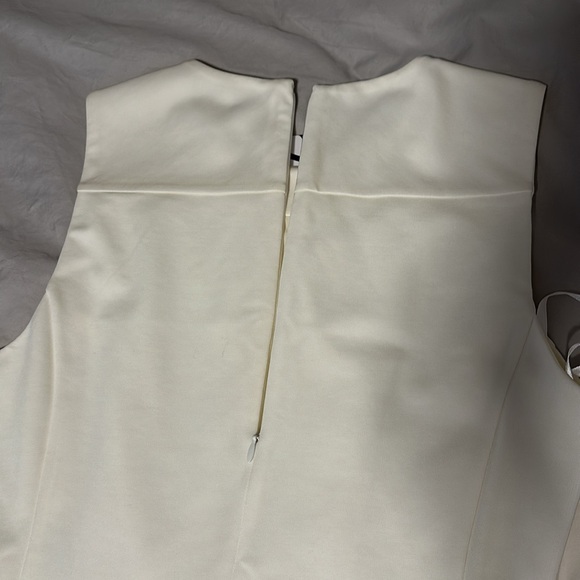 Diane Von Furstenberg (DVF) Sheath Dress - Picture 8 of 11